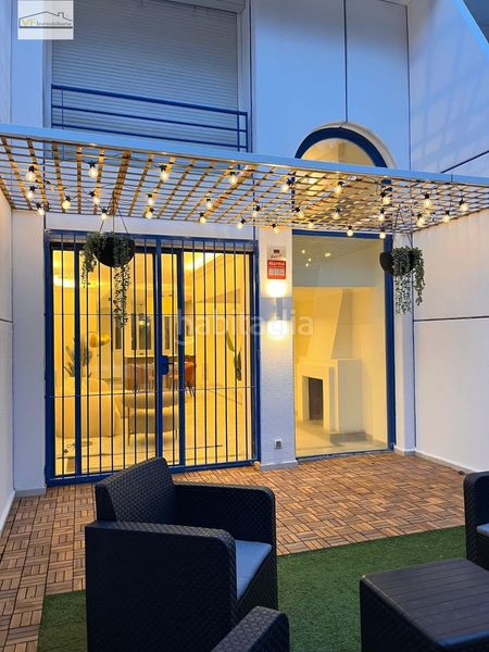 Foto 4c951fce-ba52-49cf-bf19-2ce6a3671d72. Dúplex amb aparcament piscina a Playa de la Fontanilla Marbella