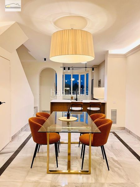 Foto b977880b-21cc-4c22-96db-600768ec0d75. Dúplex amb aparcament piscina a Playa de la Fontanilla Marbella