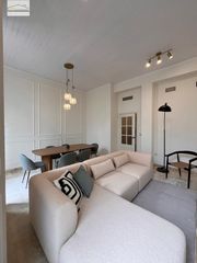 Appartamento  Calle mendez nuñez. Historia por fuera, diseño por dentro!