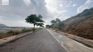 Wohngrundstück  Pp.7-sierra del paraiso. Silencio, aire puro... y málaga a 25 minutos!