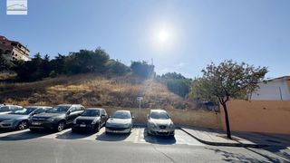 Terreno residenziale  Calle del arroyo aceiteros. Imagina, diseña y construye en una ubicación con todo lo que nec