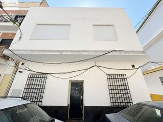Casa adosada en El Molinillo - Capuchinos