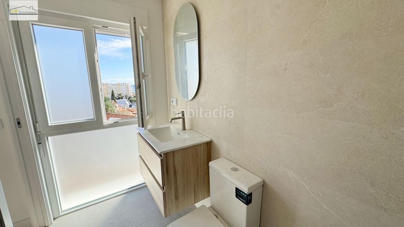 Foto 14b8b4cb-e43c-47c7-9841-6bb77d7d62d0. Dúplex amb aparcament piscina a Montemar Torremolinos