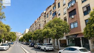 Flat  Calle jerez perchet. Tu próximo capítulo comienza en ciudad jardín!