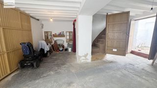 Reihenhaus  Calle escribanos. Oportunidad para reformar a tu gusto en álora!