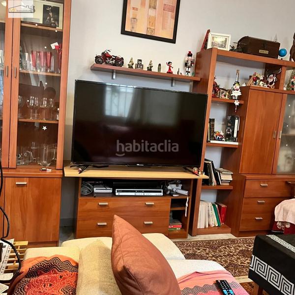 Foto d749e627-cad5-4d7e-bc6d-2e6f97e809ed. Piso un rincón único con patio y garaje incluidos! en Málaga