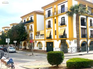 Aparcament cotxe  Plaza del señorío. Parking en la plaza del señorío rincon de la victoria