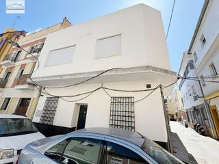 Casa adossada en El Molinillo - Capuchinos. Empieza tu proyecto, termina tu hogar!