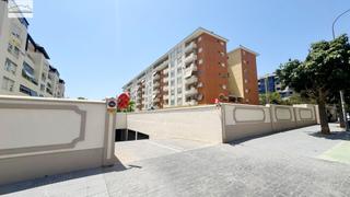 Aparcament cotxe  Calle gounod. Buscas parking en esta zona?