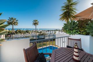Apartament a Valdeolletas - Las Cancelas - Xarblanca. Fantástico apartamento con vistas panorámicas abiertas en venta