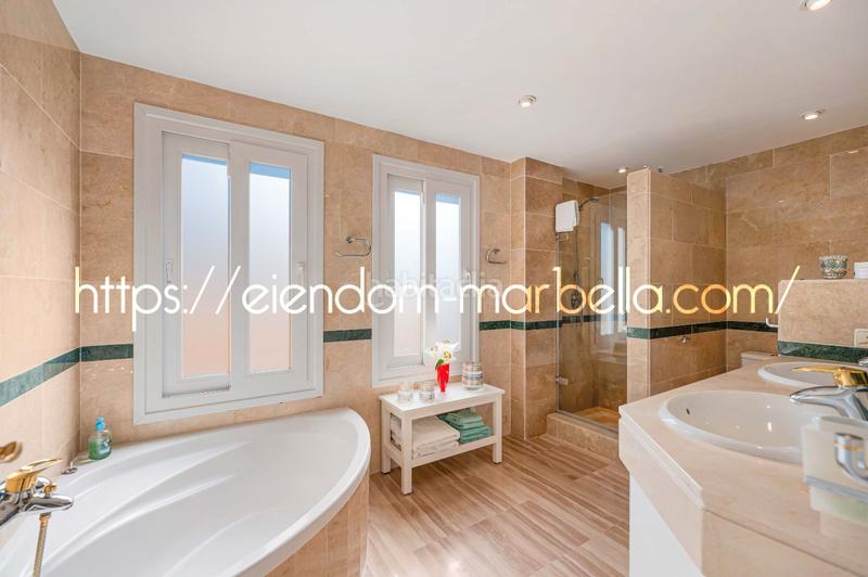 Foto 59dfc6c7-5194-400c-b30b-167770a32749. Dachwohnung in avenida de españa 1 in Santa María Marbella