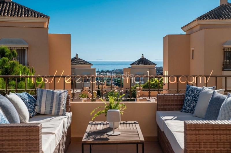 Foto 6fb91cdb-3f83-44ad-9459-c51e5e741af1. Dachwohnung in avenida de españa 1 in Santa María Marbella