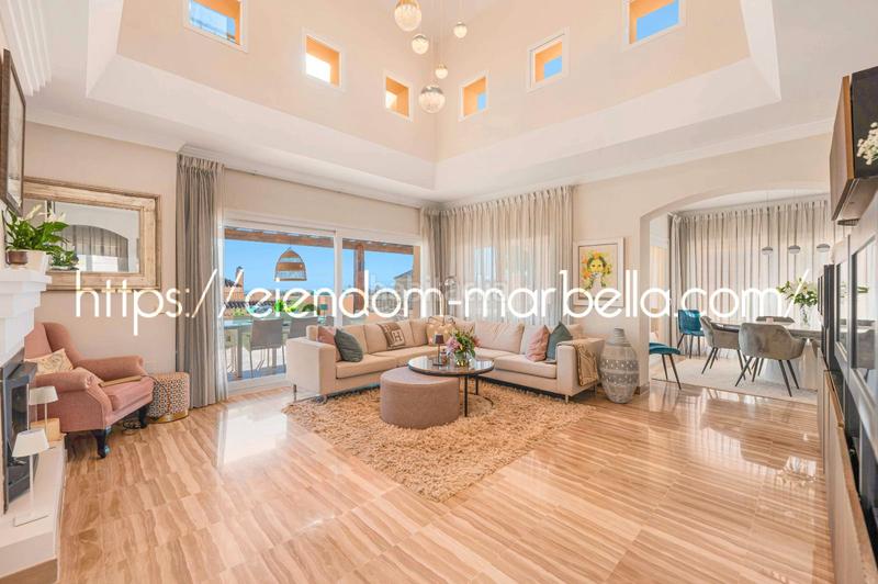 Foto 7b20d847-f76d-4b2d-9051-5b83bb4797e1. Dachwohnung in avenida de españa 1 in Santa María Marbella