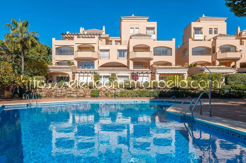 Foto ba99677c-d1ed-4133-8c27-3b1cdb35db88. Dachwohnung in avenida de españa 1 in Santa María Marbella