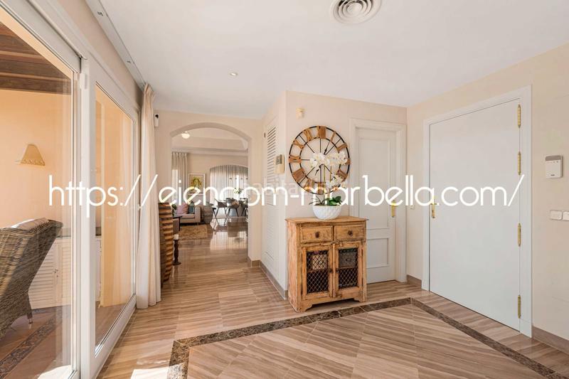 Foto ea94fe88-ea59-4de3-9d51-0b586a8a47a0. Dachwohnung in avenida de españa 1 in Santa María Marbella