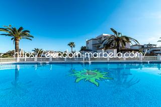 Àtic a Elviria. Elviria del sol unique top-floor apartment with 3 bedrooms now f