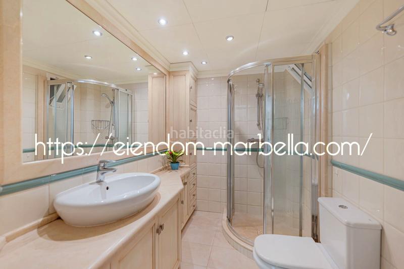 Foto 7e4a55a3-e946-4d5b-bf2e-4399b8eb05d5. Appartement mit kamin pool in Elviria Marbella