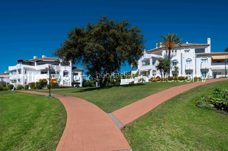 Foto aae17f3d-b38a-4f98-baa3-982c32dbbf79. Appartement mit kamin pool in Elviria Marbella