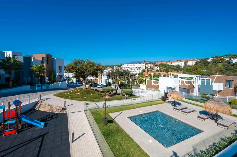 Foto 133811ae-8171-4dd7-8878-6b2f06f0692f. Ático modern penthouse in artola, cabopino, en Cabopino - Artola Marbella