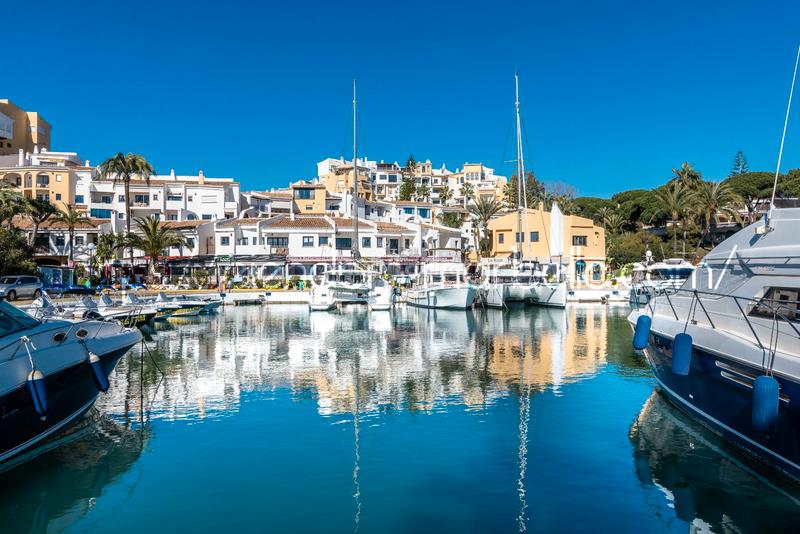 Foto 21c23811-e228-4722-9534-5c4c48f2d1a7. Ático modern penthouse in artola, cabopino, en Cabopino - Artola Marbella