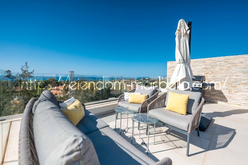 Foto 8b060a2c-da1a-45a1-adf2-e318853989ca. Ático modern penthouse in artola, cabopino, en Cabopino - Artola Marbella