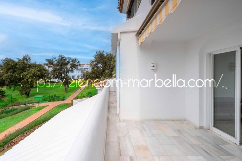 Foto 3da7c0c5-02d5-4d83-b576-a30ee222fd67. Appartement mit kamin pool in Elviria Marbella