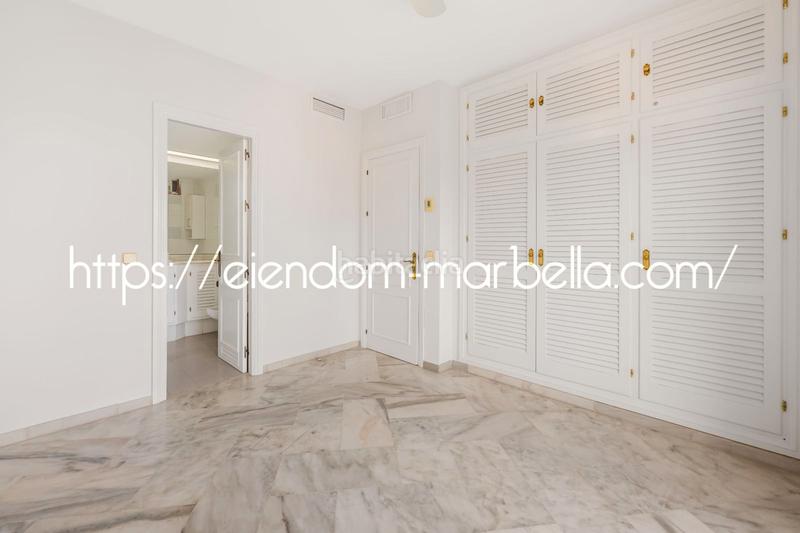 Foto 57a42b71-f378-48f1-a866-5a954aeac5ca. Appartement mit kamin pool in Elviria Marbella