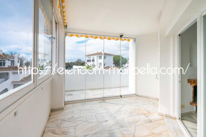 Foto 70afc743-de5d-455b-9502-52b1138128cc. Appartement mit kamin pool in Elviria Marbella