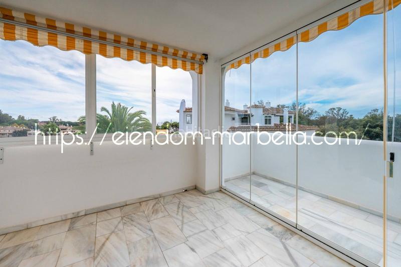 Foto edcdc631-8391-4eec-90c2-f5d8cb3e9dc0. Appartement mit kamin pool in Elviria Marbella