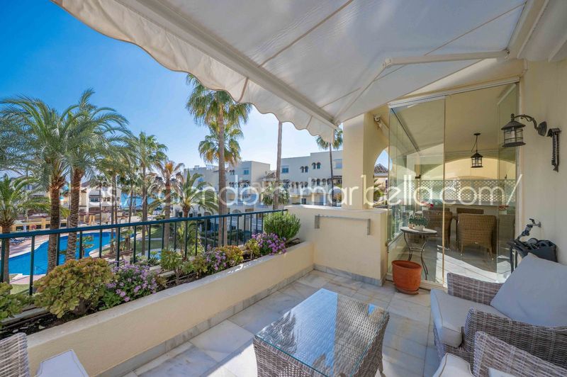 Foto 195a9c31-0703-4f0c-bd49-435a4c5ea199. Apartament amb calefacció piscina a Romana Playa Marbella