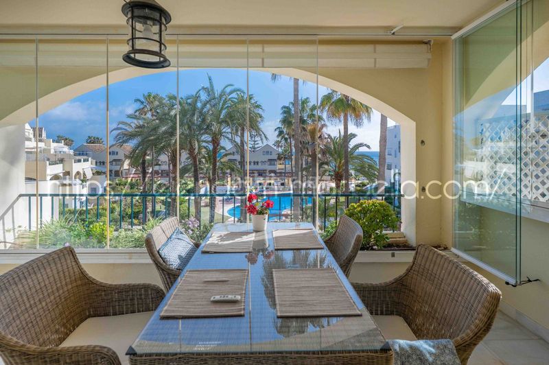 Foto 28a951bd-3a15-49d6-beb2-1406b9c9f011. Apartament amb calefacció piscina a Romana Playa Marbella