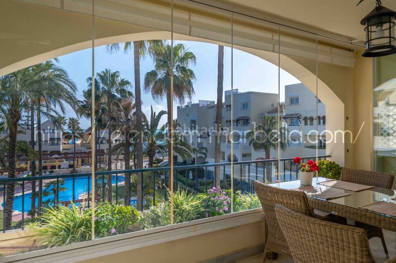 Foto 7d3f3165-82e2-49ac-8260-376cfe12484f. Apartament amb calefacció piscina a Romana Playa Marbella