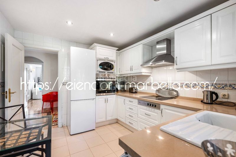 Foto 74866b66-06a2-4e0c-99ad-02fc775cfc49. Apartament amb aparcament piscina a Santa María Marbella