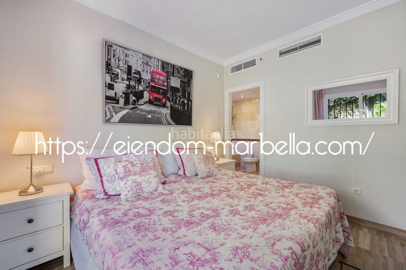 Foto c66561ee-3de8-4341-b472-78179e4ffcfb. Apartament amb aparcament piscina a Santa María Marbella