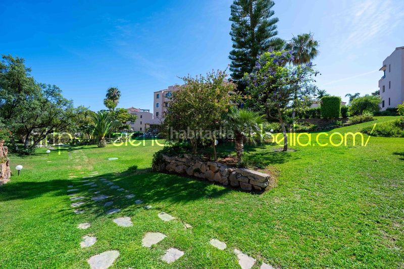 Foto 0c9386e5-9867-424a-8e7a-1cd4d231d9e7. Apartament amb xemeneia piscina a Santa María Marbella