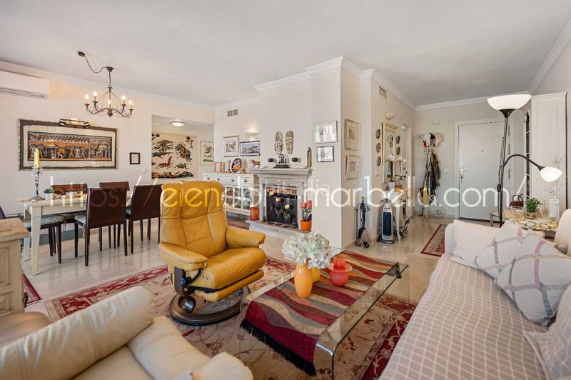 Foto 1f8a33d1-36d1-4ed5-9ad6-f4157be9887d. Apartament amb xemeneia piscina a Santa María Marbella