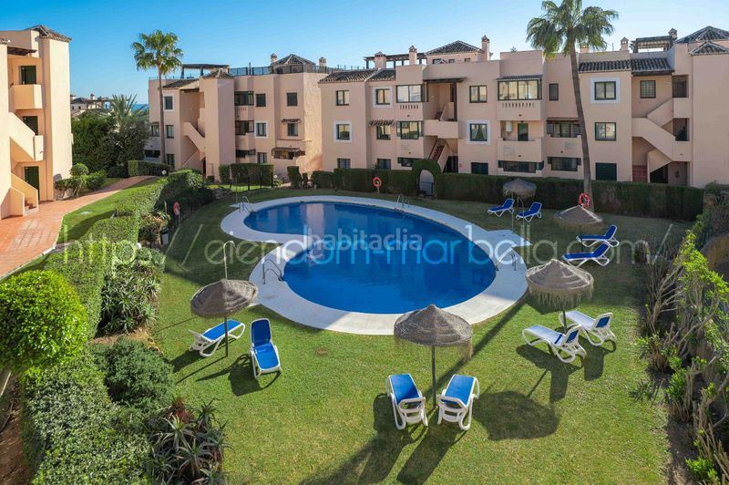 Foto 29d4e749-6ddd-4b8e-a291-539b9cc78bbe. Apartament amb xemeneia piscina a Santa María Marbella