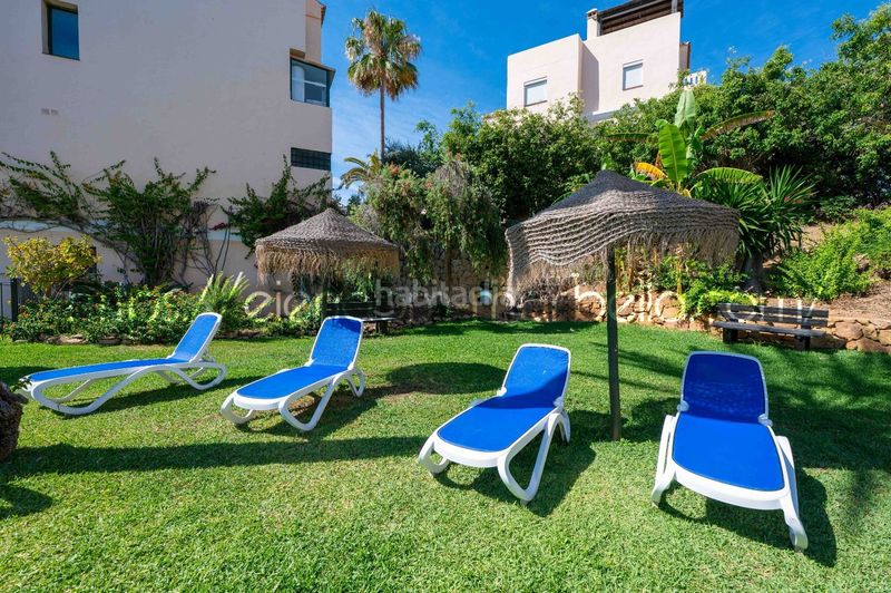 Foto 46abe31d-5438-46e5-90d6-800918d4f860. Apartament amb xemeneia piscina a Santa María Marbella