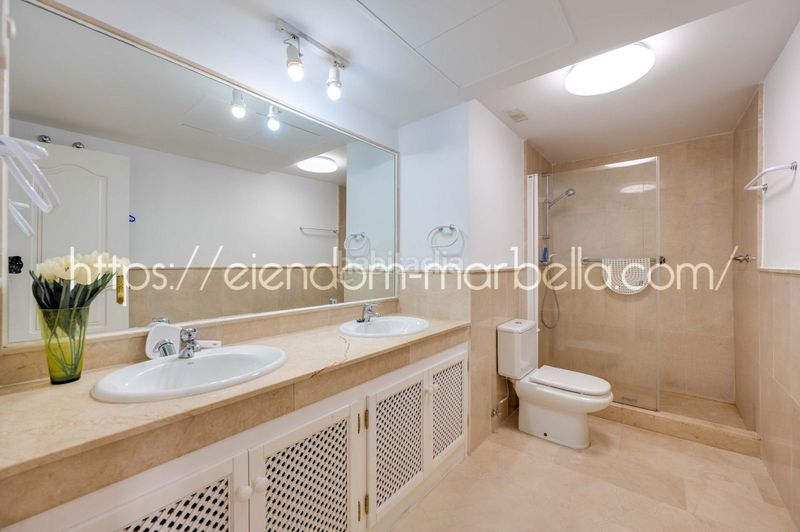 Foto bee000bc-0e59-41a1-b4df-5475be22c834. Apartament amb xemeneia piscina a Santa María Marbella