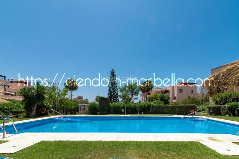 Foto c7eb98f5-5732-4c93-8953-65f5e0f80bfe. Apartament amb xemeneia piscina a Santa María Marbella