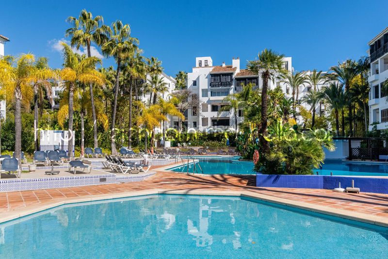 Foto 3775980c-defa-41b3-b113-346091f40c02. Àtic amb calefacció piscina a Romana Playa Marbella