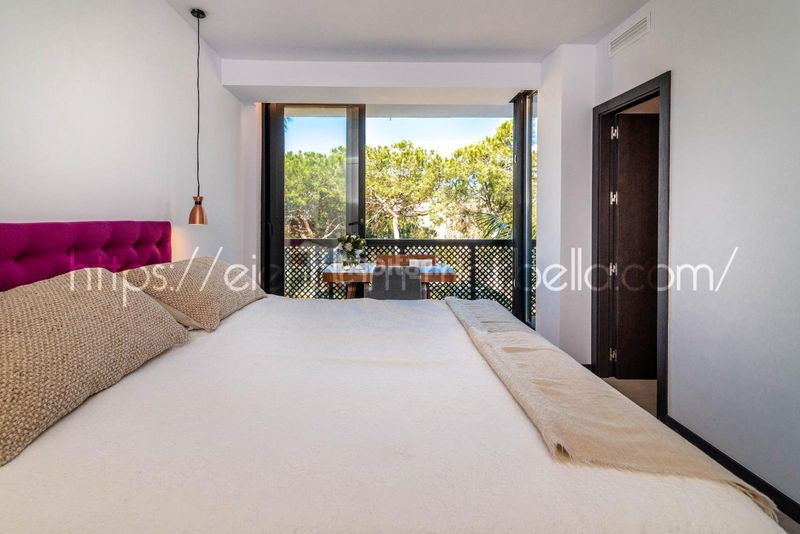 Foto db2f79d1-cc90-4c95-8c55-5970f10cdd19. Àtic amb calefacció piscina a Romana Playa Marbella