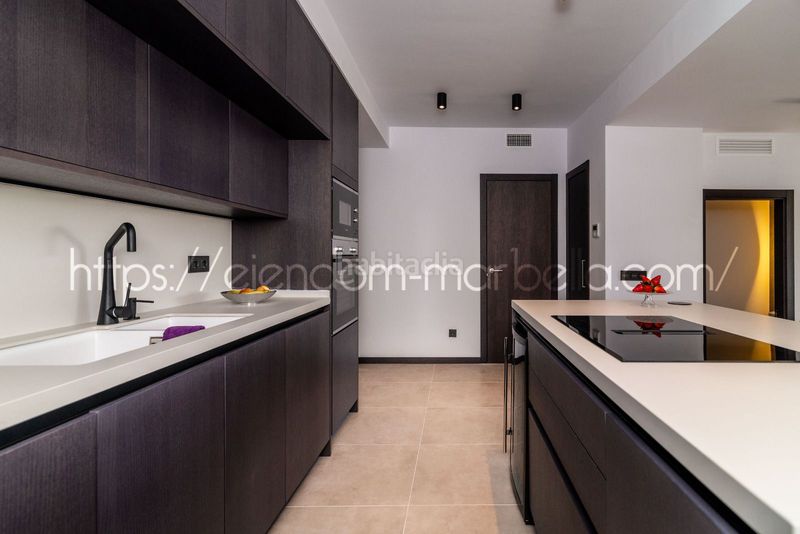 Foto f264f7b1-3c25-478f-8080-aeeadcdf521c. Àtic amb calefacció piscina a Romana Playa Marbella