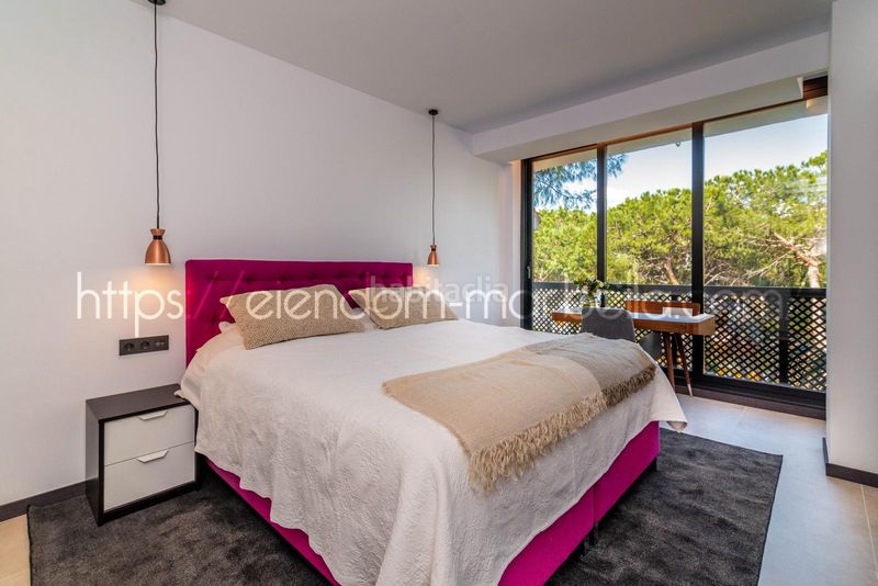 Foto f536da65-0797-473a-bc3a-5a5085a17d36. Àtic amb calefacció piscina a Romana Playa Marbella