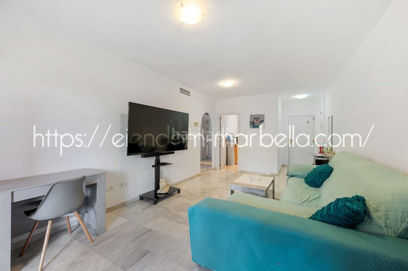 Foto 9c4ffdff-eb60-4e75-9fcc-cb2a1aa85a62. Apartament amb piscina a reserva de Marbella Marbella