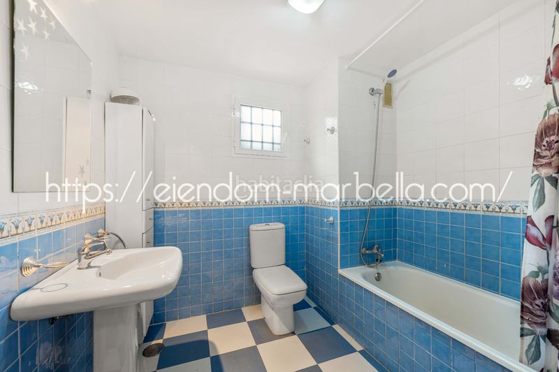 Foto f5f92f15-e041-4c30-97a3-7db5304ea30c. Apartament amb piscina a reserva de Marbella Marbella