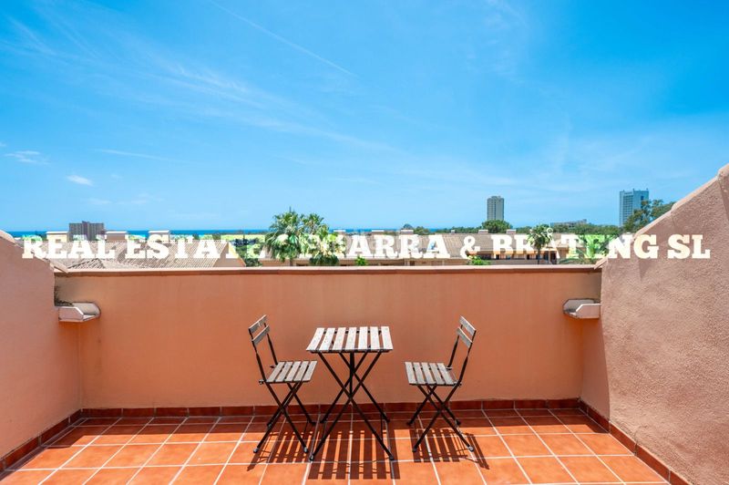 Foto b377ffa2-16b3-414b-a142-a9583bba6431. Dúplex amb piscina a Santa María Marbella
