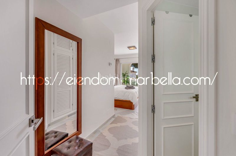 Foto 6a5922d0-f91a-41da-8c7d-c1081e5168c2. Apartament amb xemeneia piscina a Elviria Marbella