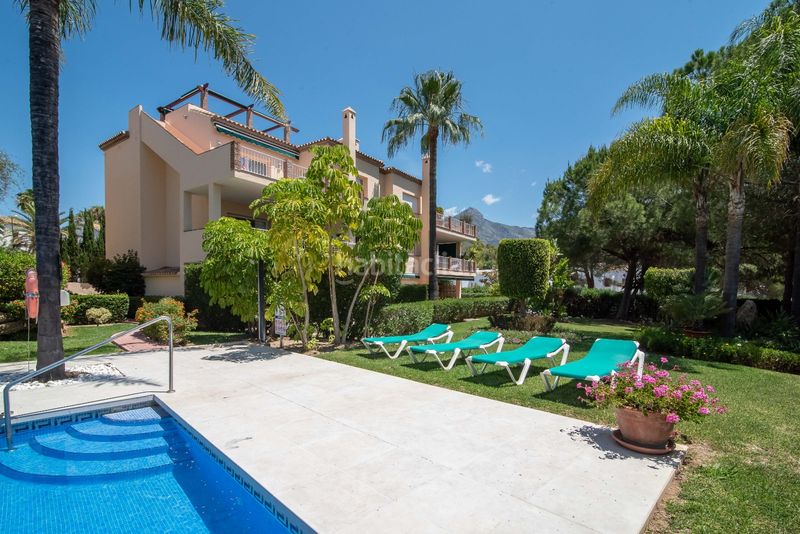 Foto 6a64c771-2b89-4921-b808-627a401da69c. Piccolo appartamento con piscina in Los Naranjos Marbella