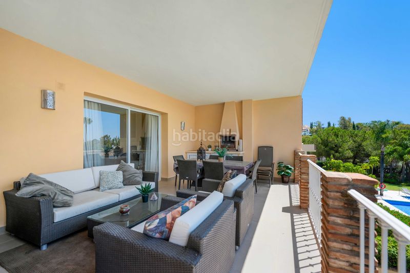Foto 938e6e2f-154c-4763-8e5d-842ffbaab0d3. Piccolo appartamento con piscina in Los Naranjos Marbella